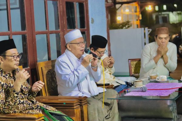 KIRIM DOA DAN TAHLIL DALAM RANGKA 1000 HARI DAN HAUL KE- 3 SIMBAH KH ZAENI ILYAS